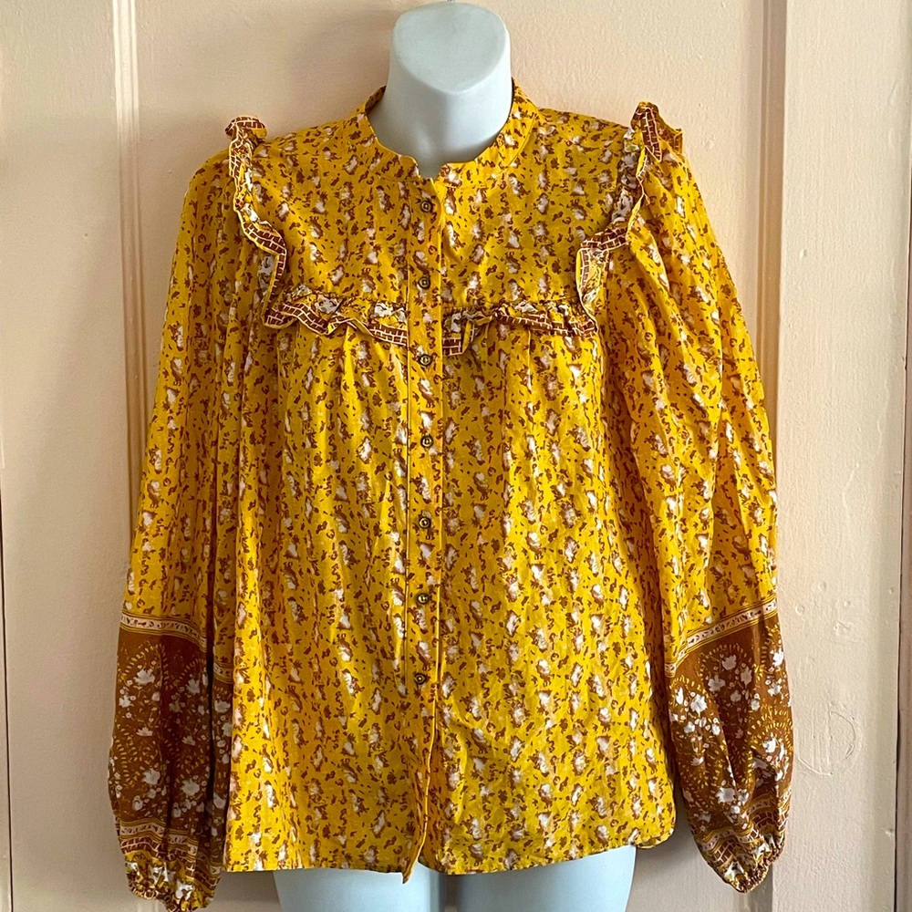 Joie Yellow and brown ruffled blouse with puffed sleeves. Size Small NWOT